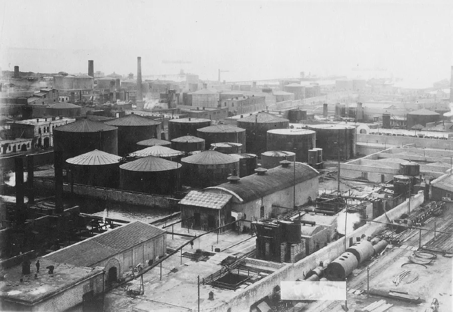 В книге очень подробно описываются противоречия и неприглядные стороны развития капитализма в России / Изображение: общественное достояние