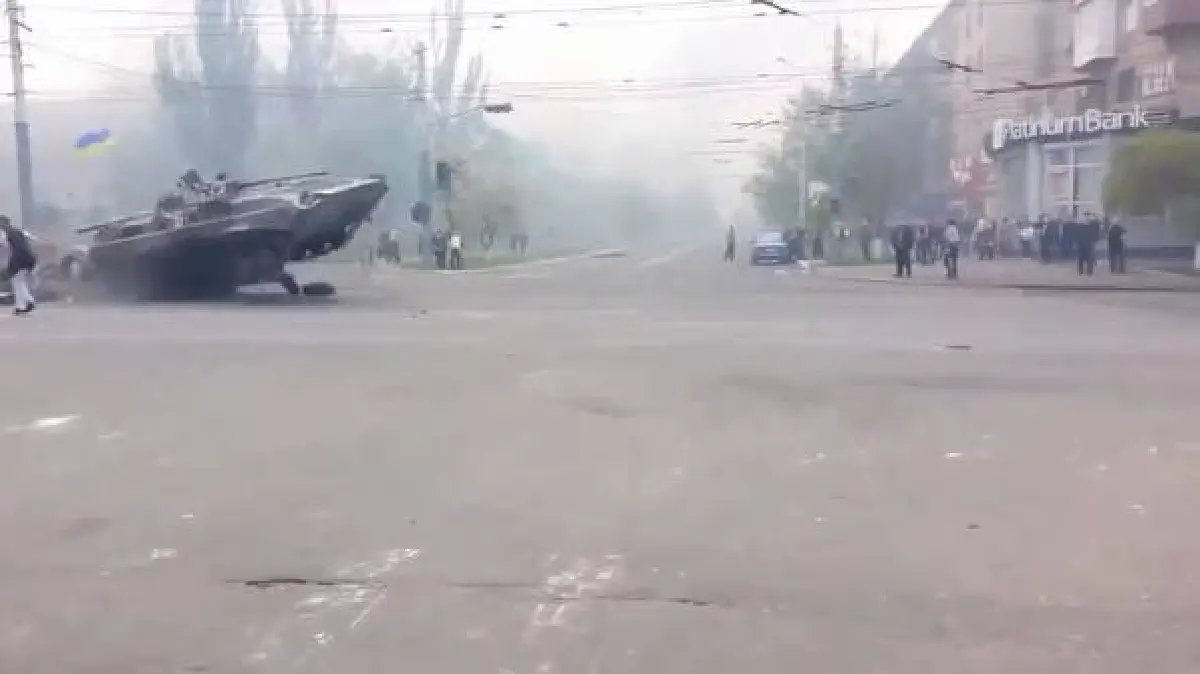 Новый главком ВСУ Михаил Драпатый был командиром батальона, который в 2014 году таранил баррикады на БМП в Мариуполе