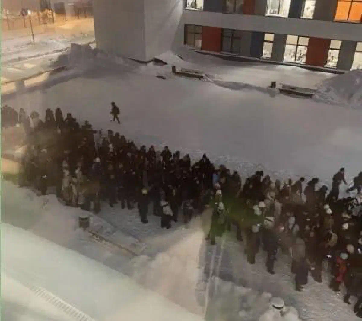В школах Домодедово образовались очереди из-за усиления пропускного контроля